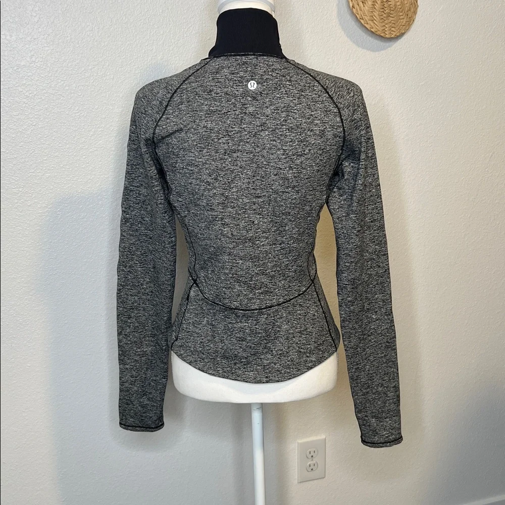 Lululemon Always Alert 1/2 Zip - Heathered Black - Size 6 - Picture 4 of 15